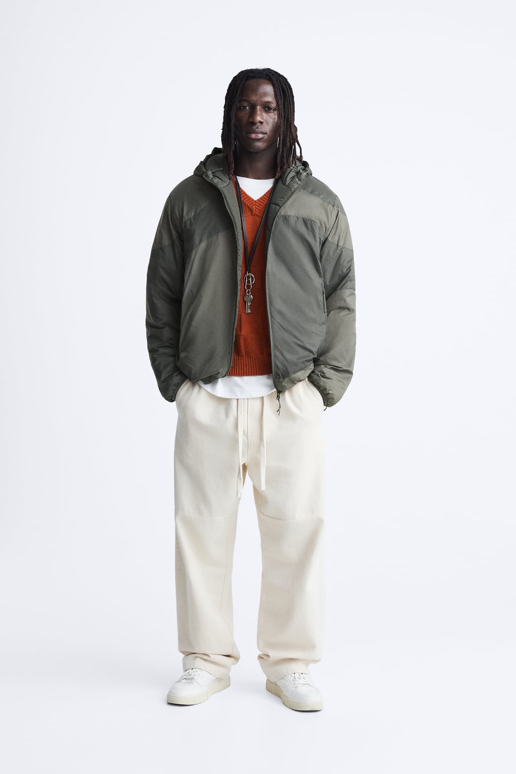 

Пуховик в стиле колор-блок ZARA, хаки