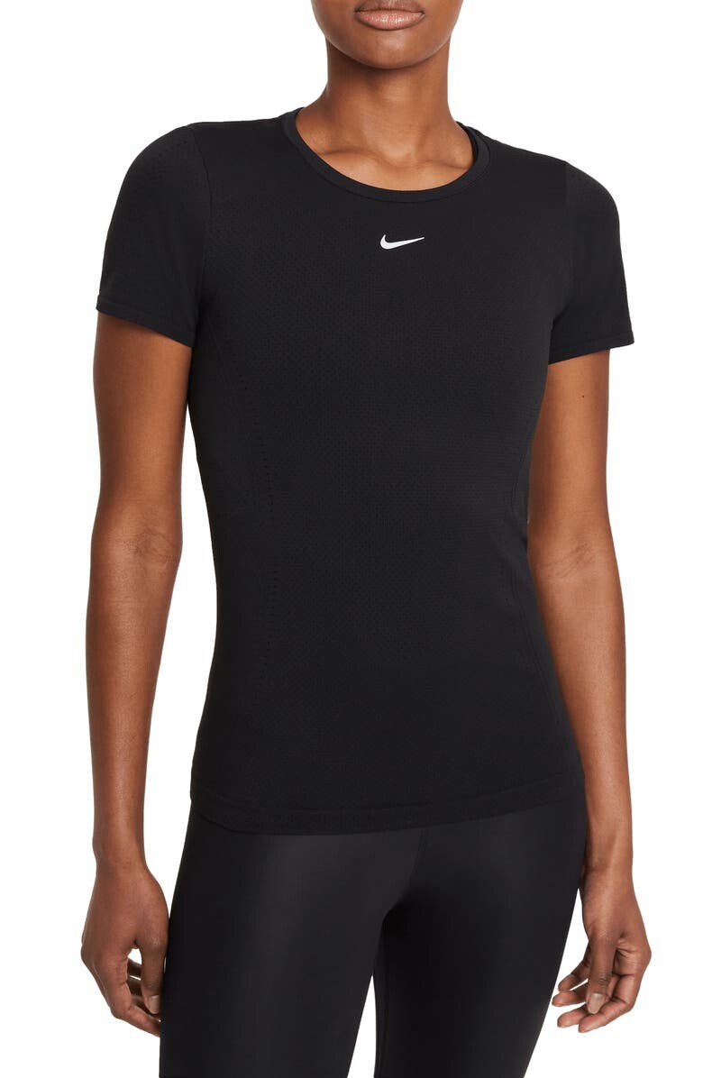

Бесшовная теннисная футболка Dri-FIT Advantage NIKE, черный