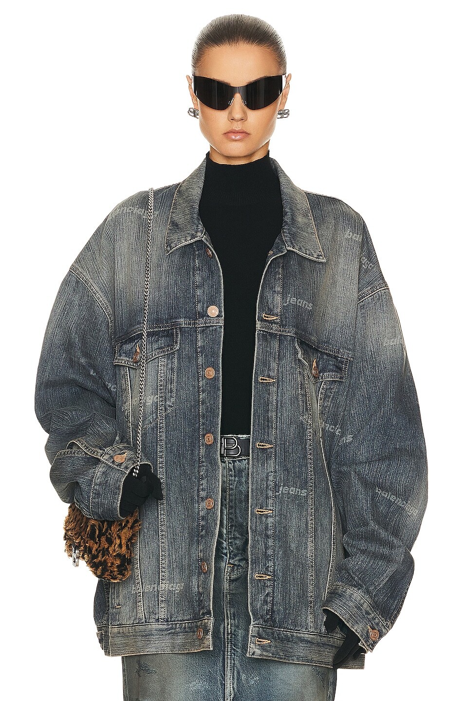 

Куртка Balenciaga Oversized, цвет Blue Light Ring