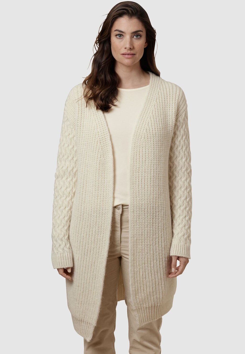 

Короткое пальто Delmod pure