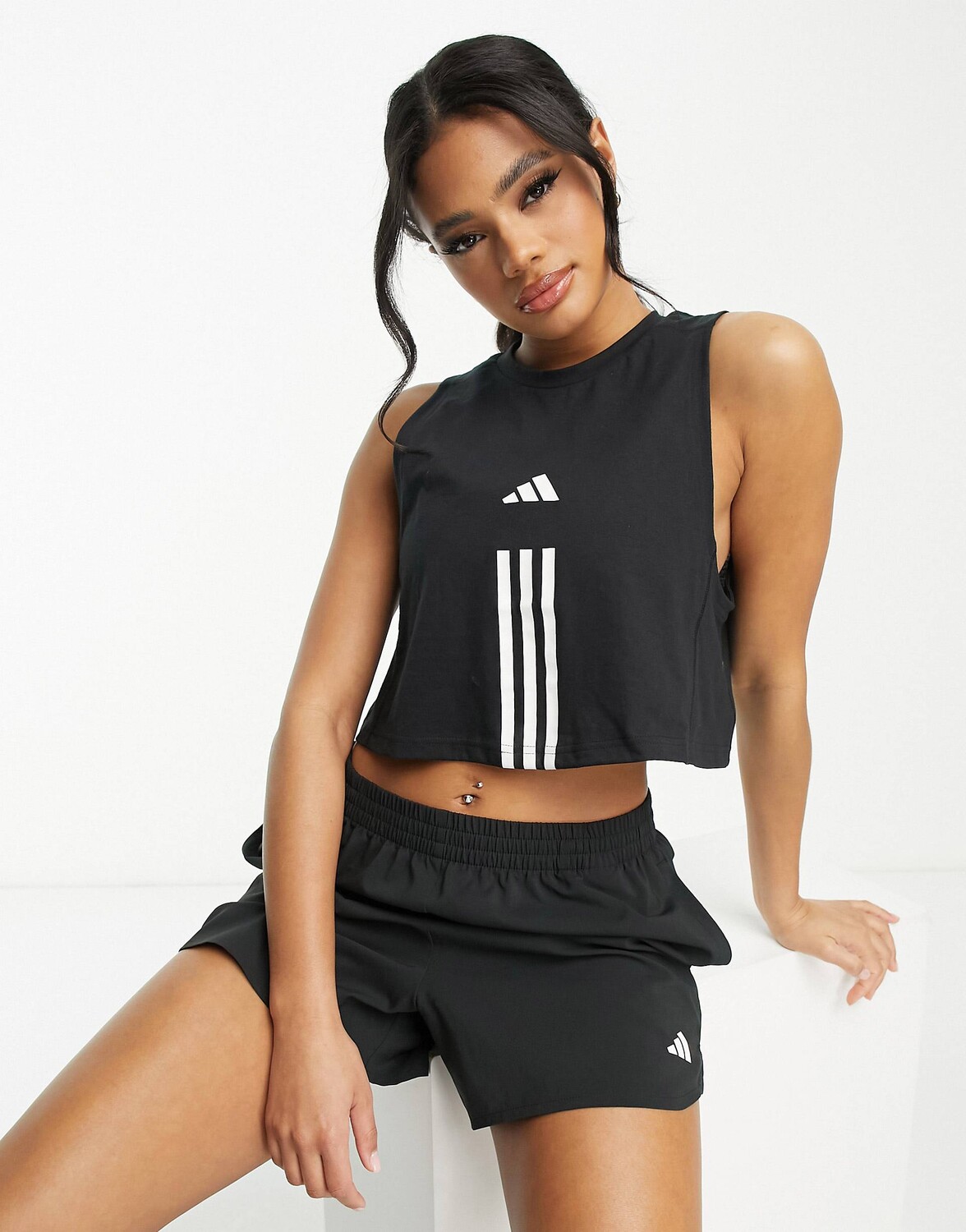 

Черный топ без рукавов adidas Training Train Essentials adidas performance