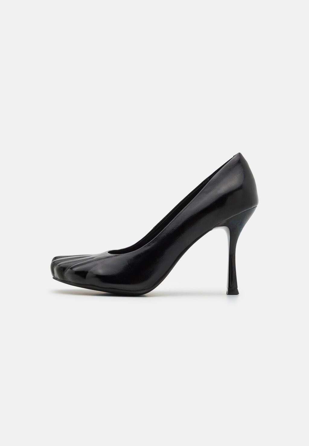 

Туфли CONFIRM Jeffrey Campbell, цвет black