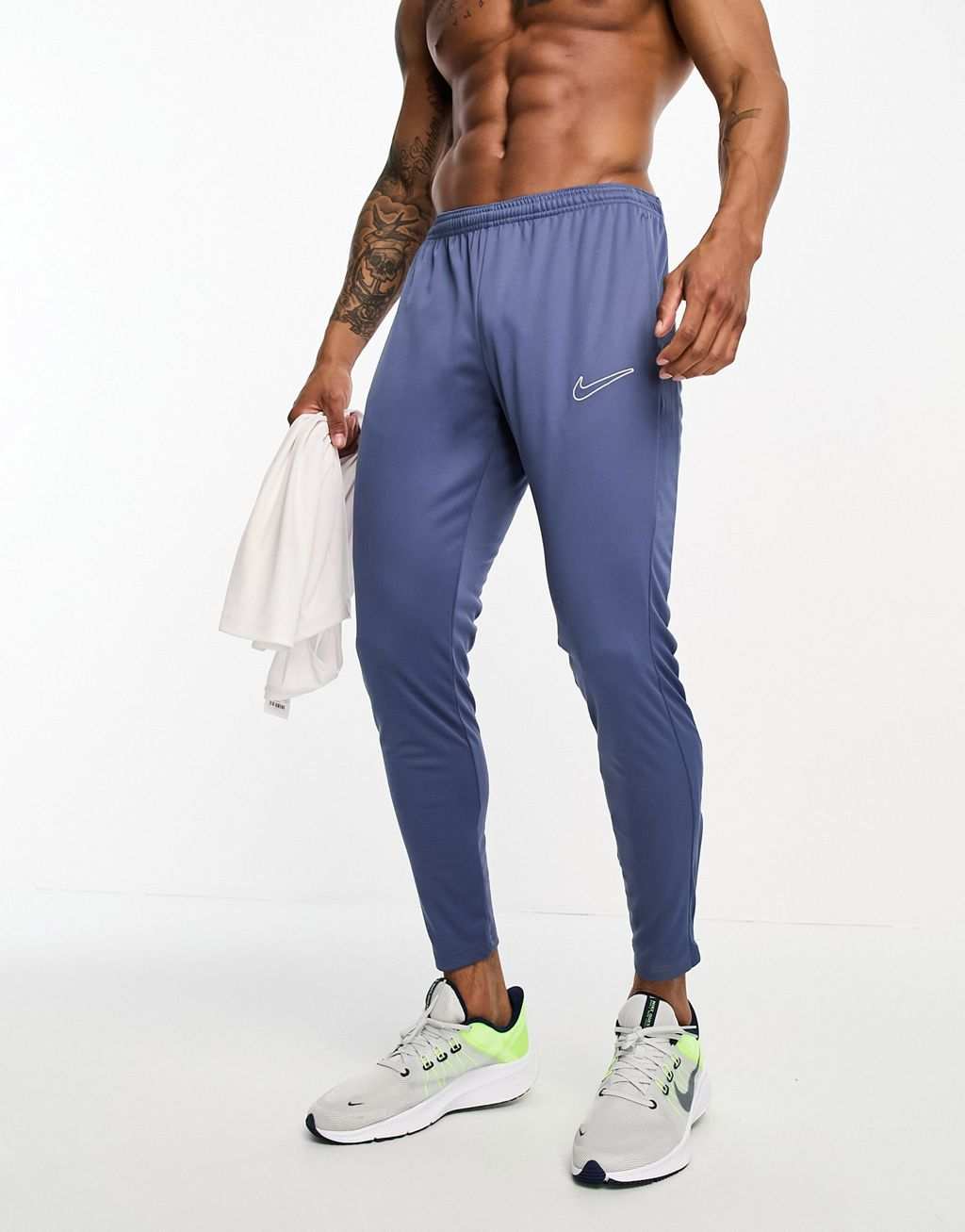 Штаны Nike Fit Dry Studio