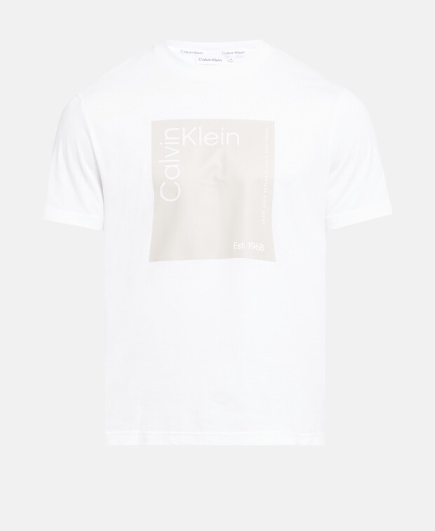 

Футболка Calvin Klein, белый