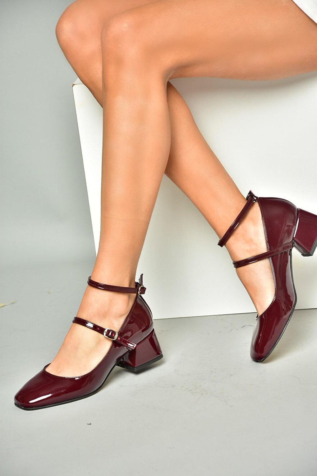 цена R6540372 Бордово-красные женские туфли на каблуке Fox Shoes