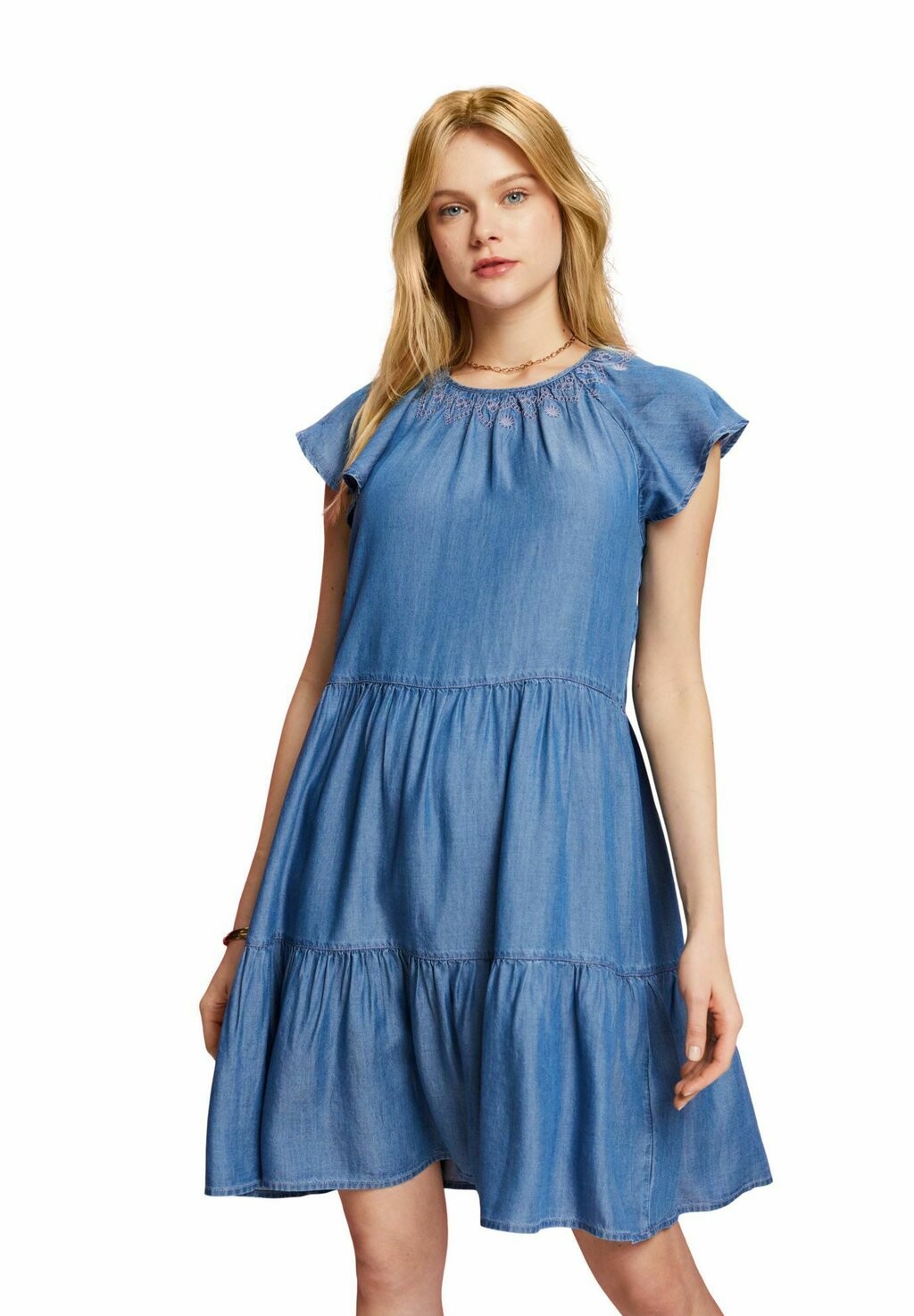 

Джинсовое платье edc by Esprit, синий