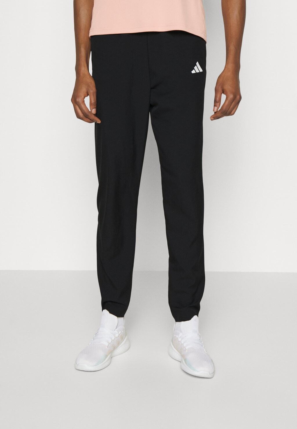 

Спортивные брюки Adidas, черный