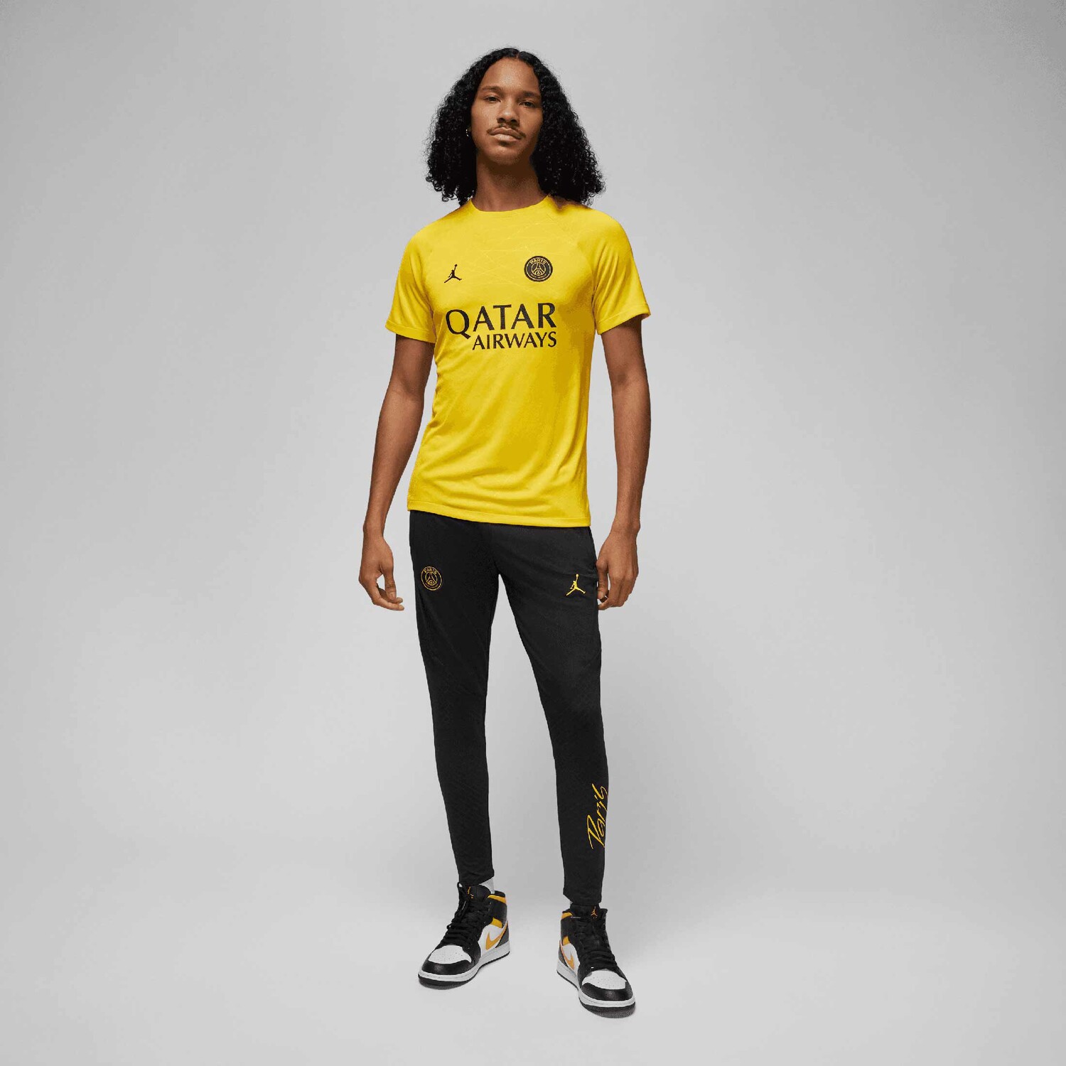 

Рубашка Nike Trainingsshirt Paris St. Germain Pre Match 4th, желтый