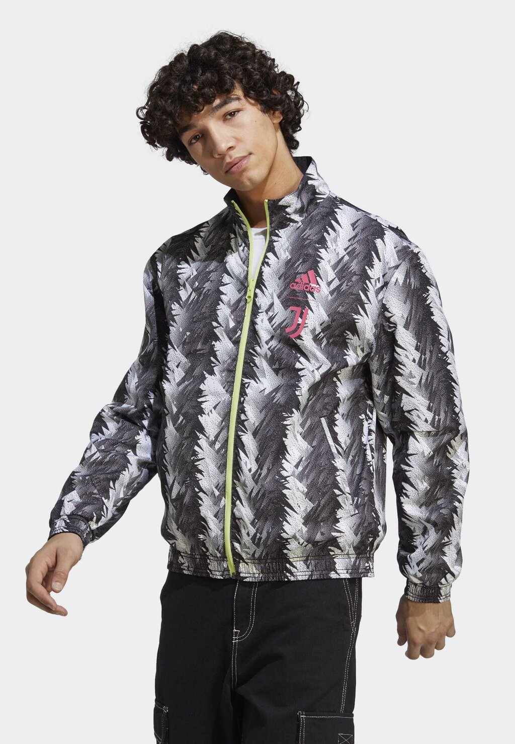 

Спортивный топ Adidas