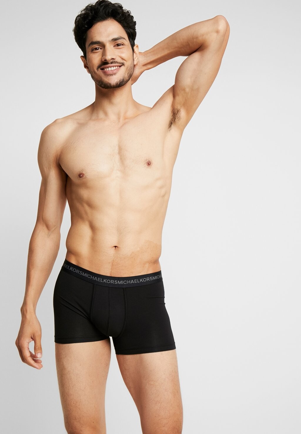 

Трусы SUPREME TOUCH TRUNK 3 PACK Michael Kors, черный