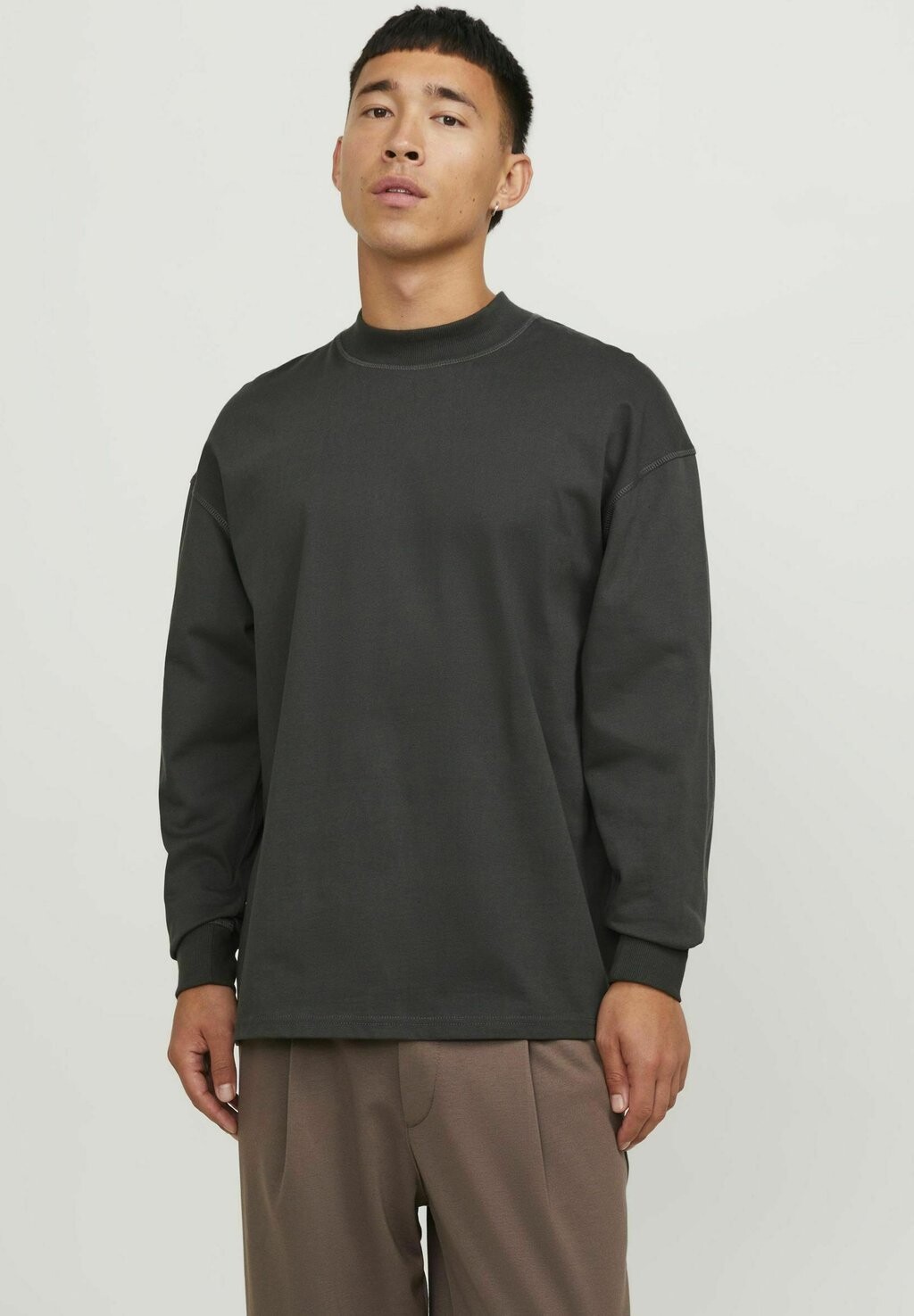 

Футболка с длинным рукавом Jack & Jones, черный песочный