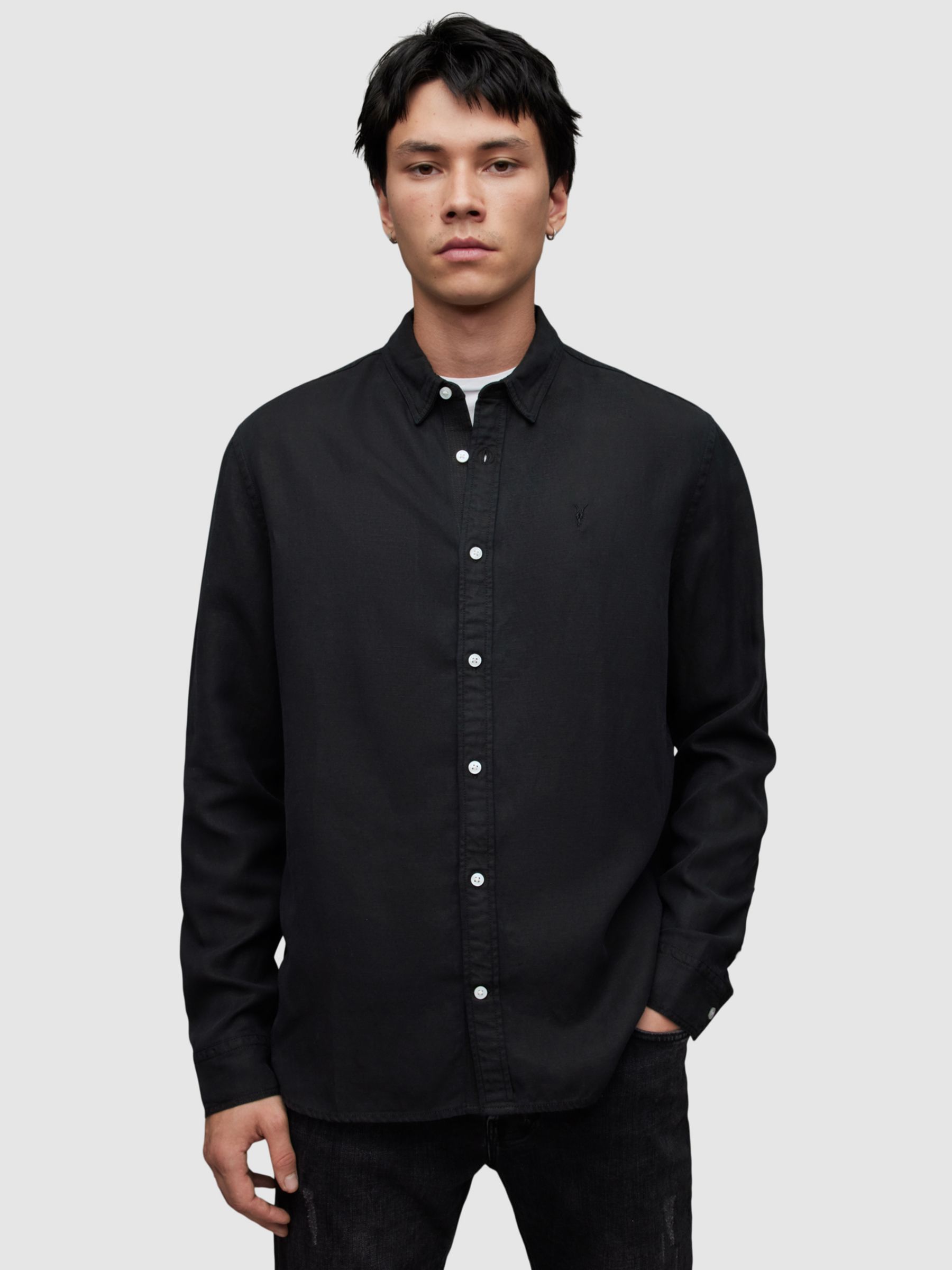 цена Рубашка Laguna Regular Fit из смесового льна AllSaints, мытый черный