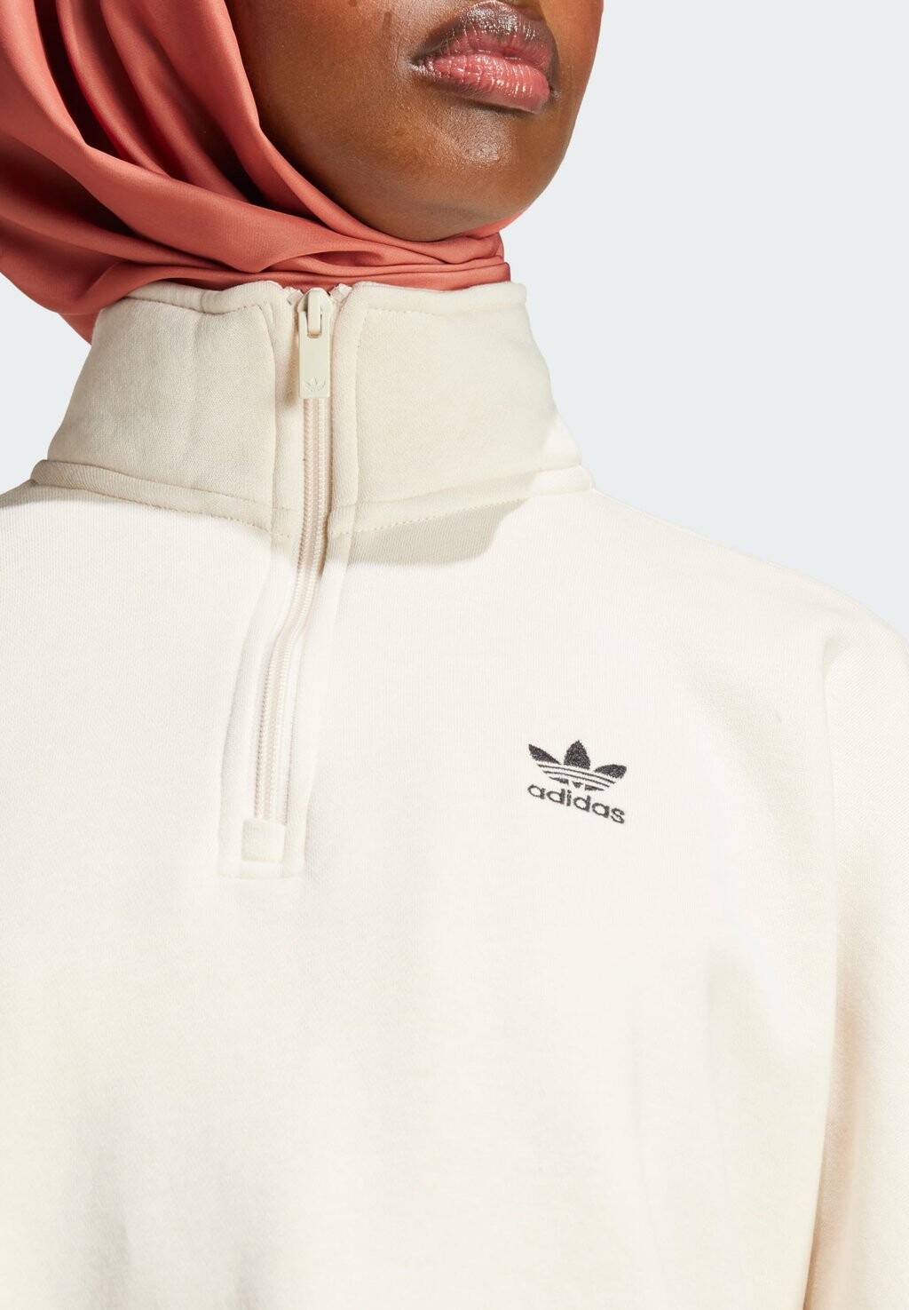 

Толстовка с капюшоном HALF ZIP adidas, кремовый