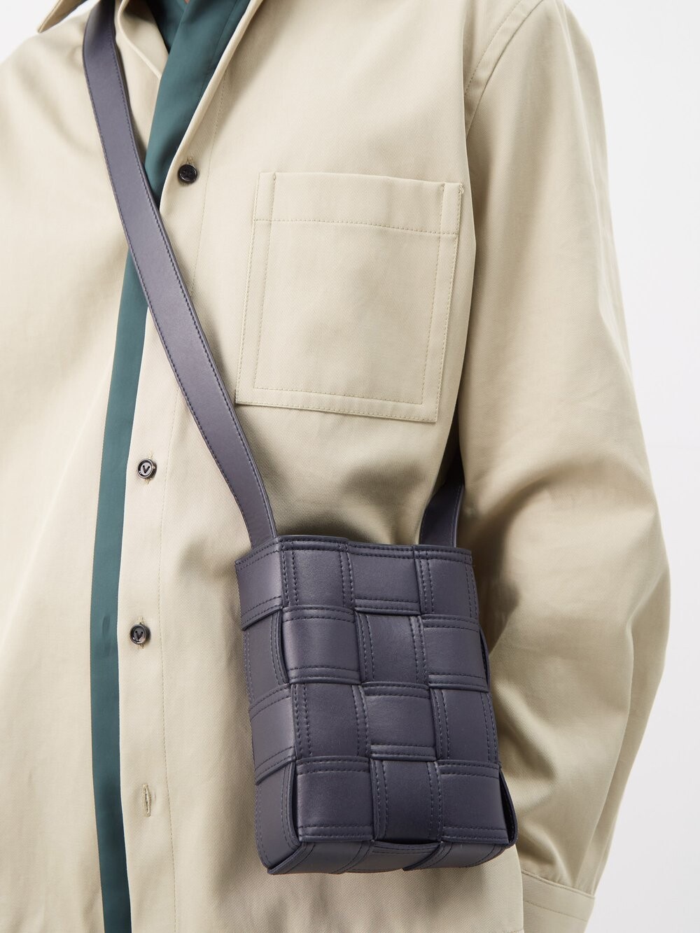 

Кожаная сумка через плечо cassette intrecciato Bottega Veneta, черный
