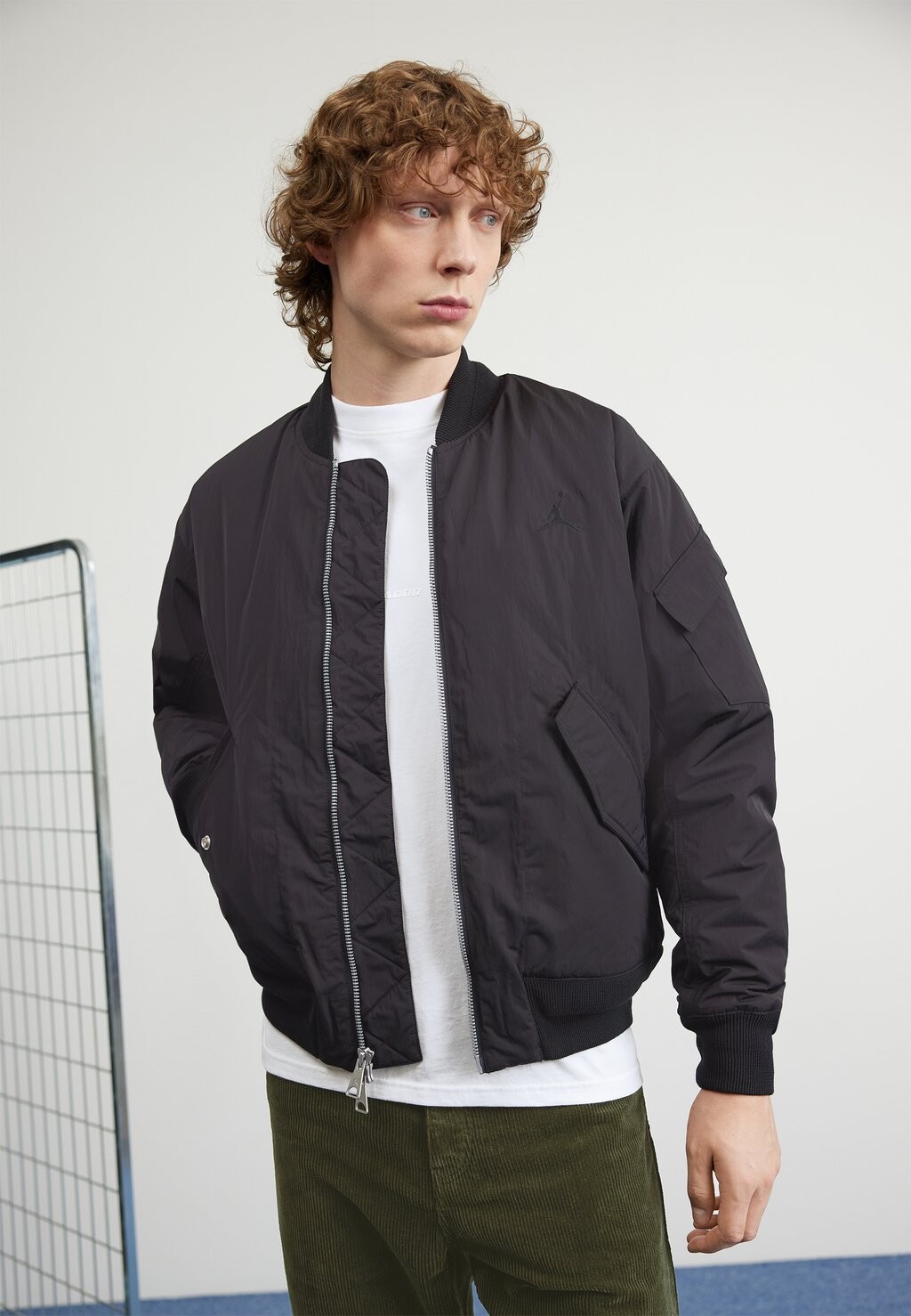 

Бомбер Chaquetas Jordan, цвет black/black