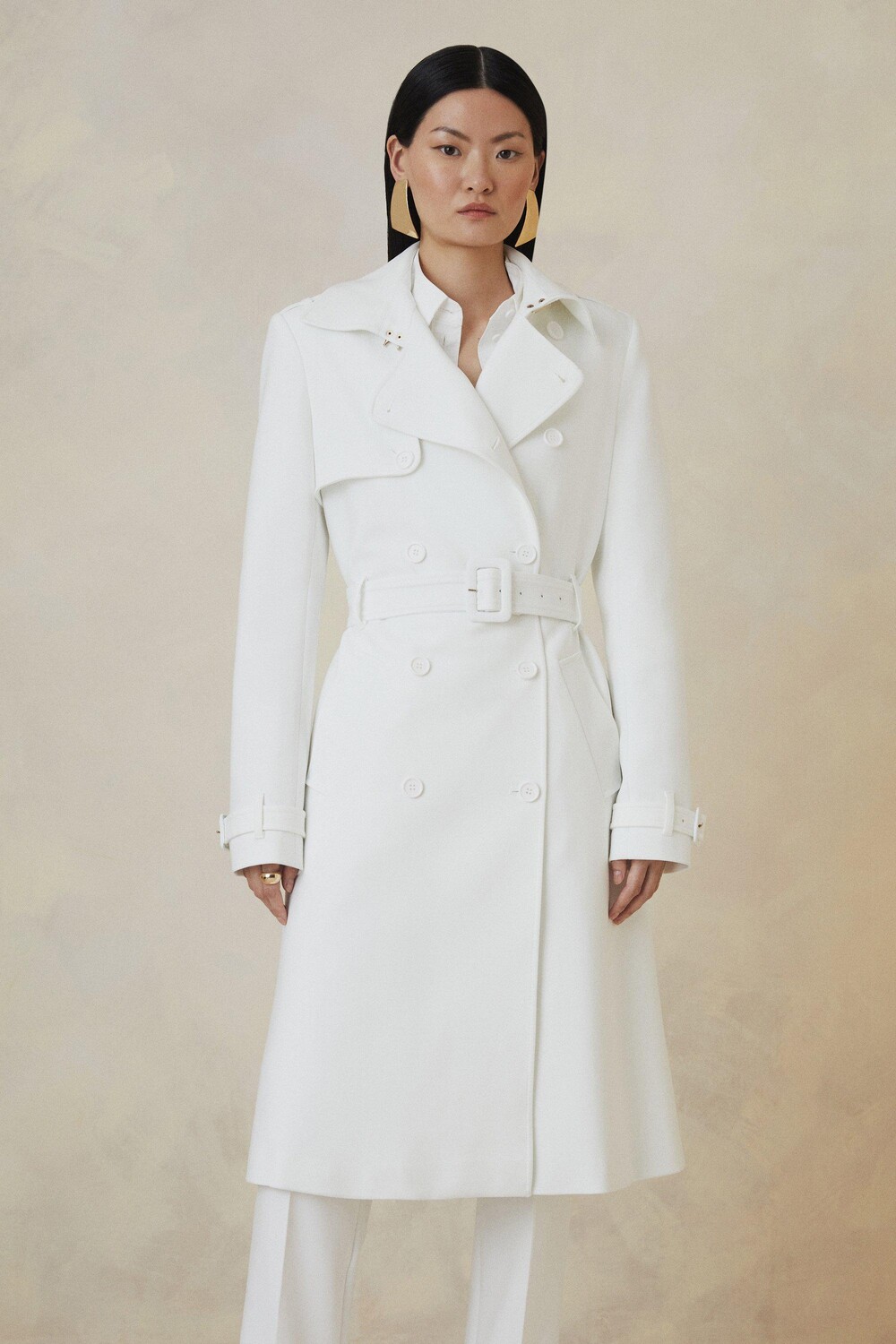 

Компактное строгое пальто с поясом Petite The Founder Karen Millen, белый