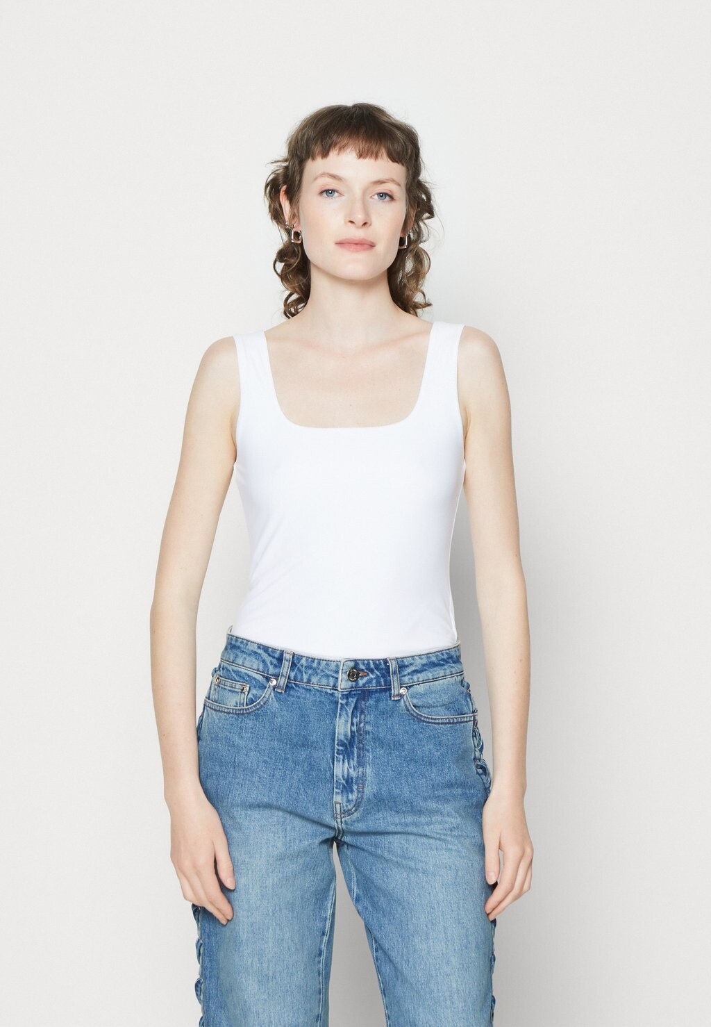

Топ Abercrombie & Fitch, белый