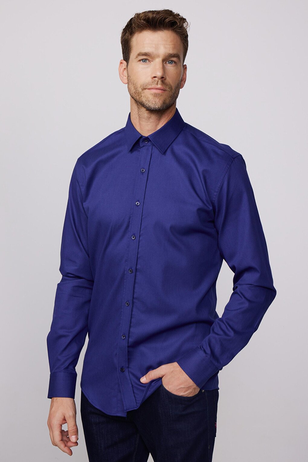 Современная мужская рубашка из 100% хлопка Добби Премиум темно-синего цвета TUDORS