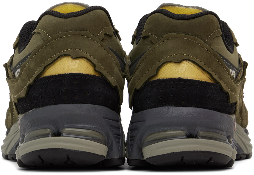 

Зелёные 2002R Кроссовки Тёмный мох/Чёрный верх/Covert New Balance, Черный