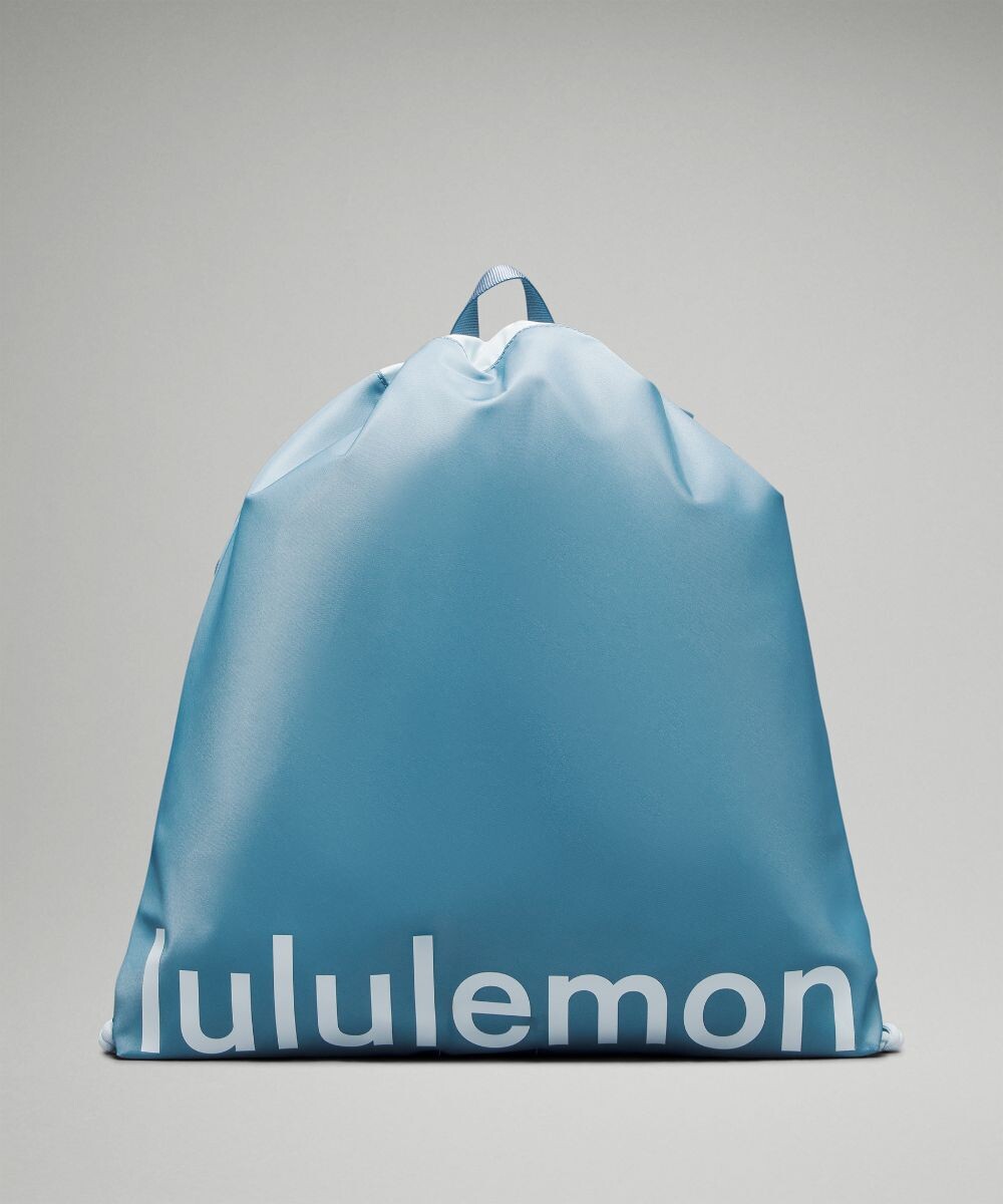 

Легкая спортивная сумка 13л. Lululemon, синий