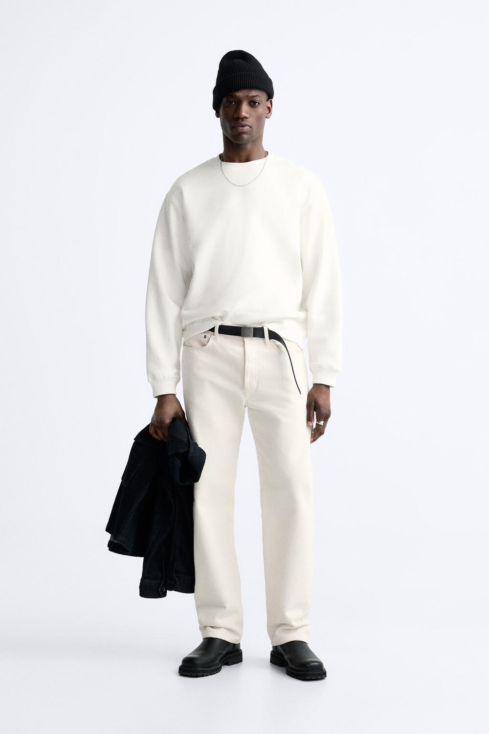 

Текстурированная толстовка ZARA, белый