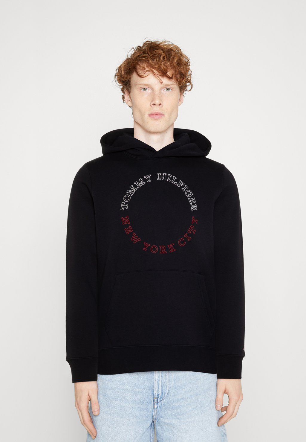 

Толстовка Tommy Hilfiger Monotype Roundall Hoody, небо пустыни, Черный