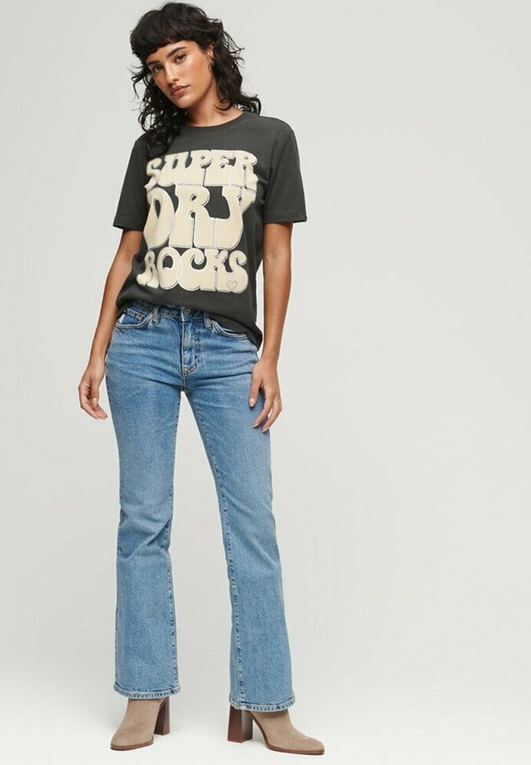 

Футболка с принтом 70S RETRO ROCK Superdry, стираный черный