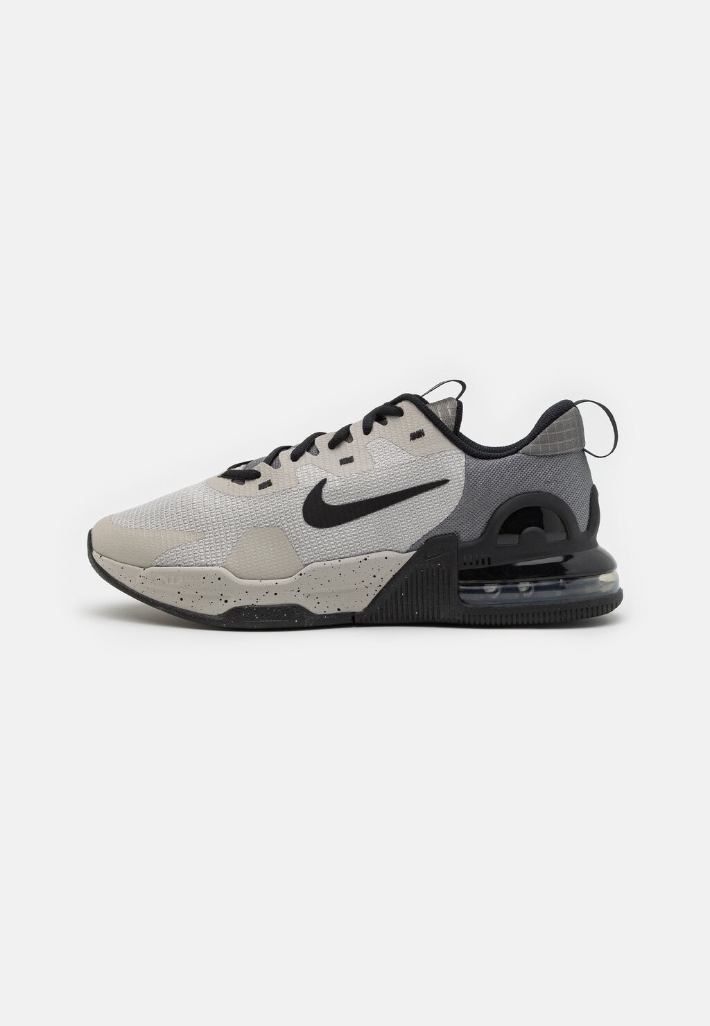 

Кроссовки Air Max Alpha Trainer 5 Nike, цвет light iron ore/black/flat pewter