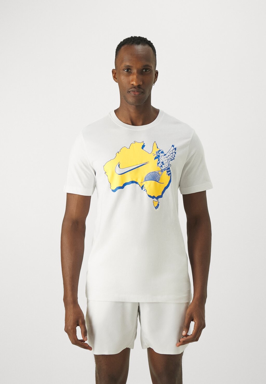 

Футболка с принтом Tee Nike, белый