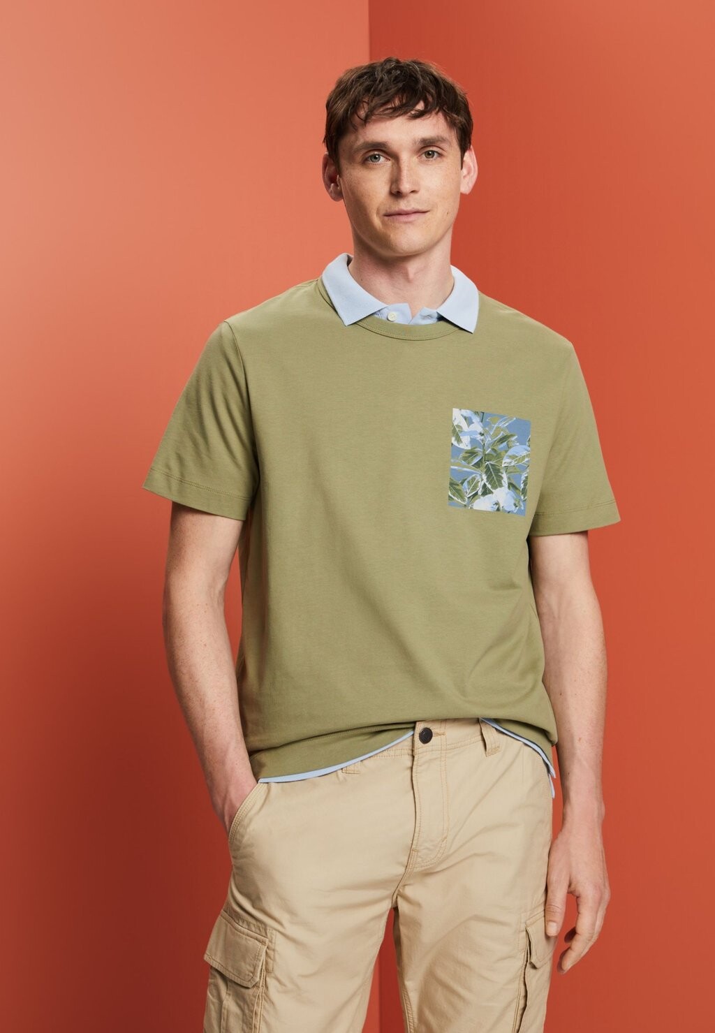 

Футболка с принтом Esprit, хаки