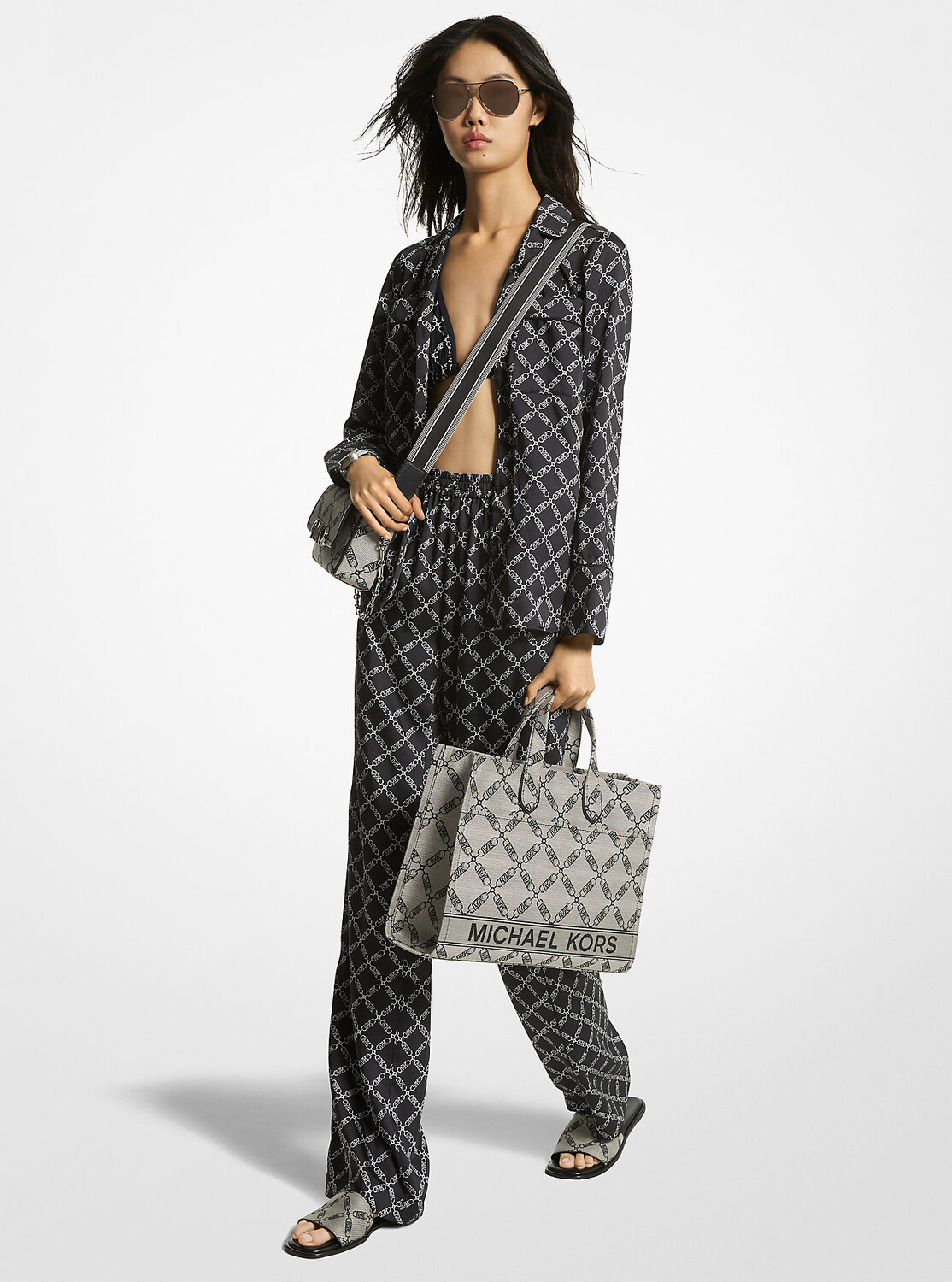 

Атласный пижамный топ с логотипом Empire Michael Kors, черный