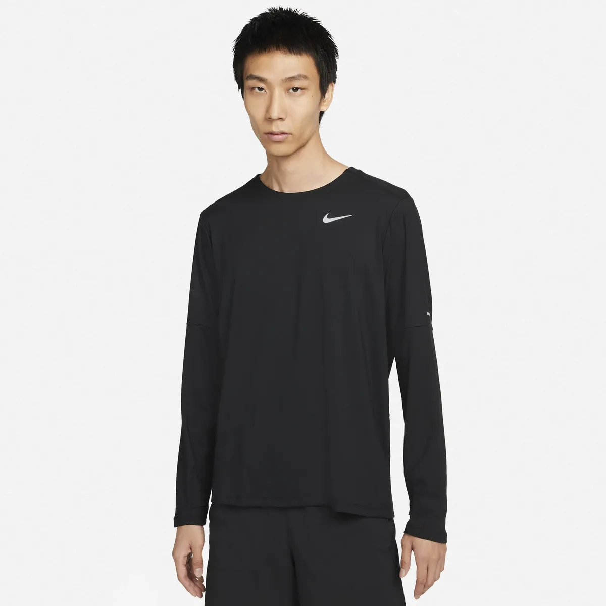 

Футболка для бега Nike "Dri-FIT Element Men's Running Crew", черный