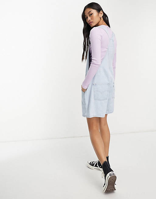 

Голубые шорты Levi's Silvertab