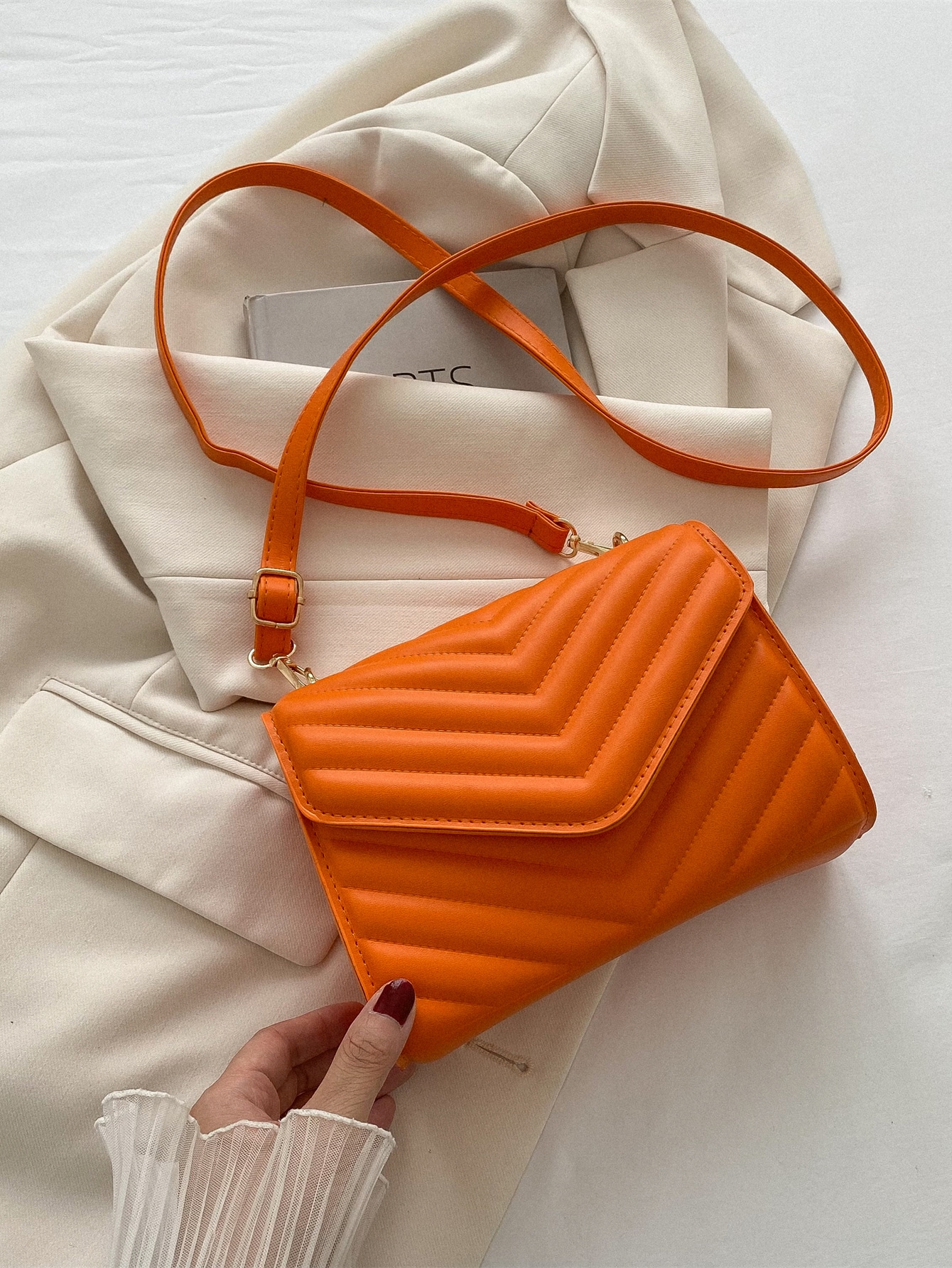 Квадратная сумка со стеганым клапаном Mini Chevron, апельсин мини неоново лаймовый шеврон с клапаном и цепочкой белый