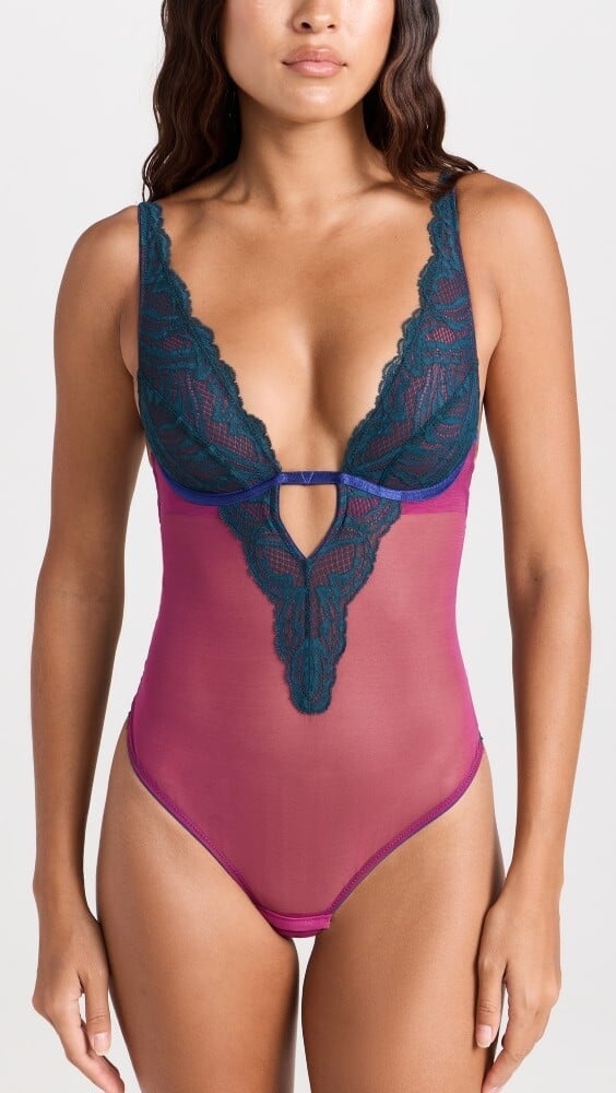

Боди Dora Larsen Brea Lace Underwired Thong