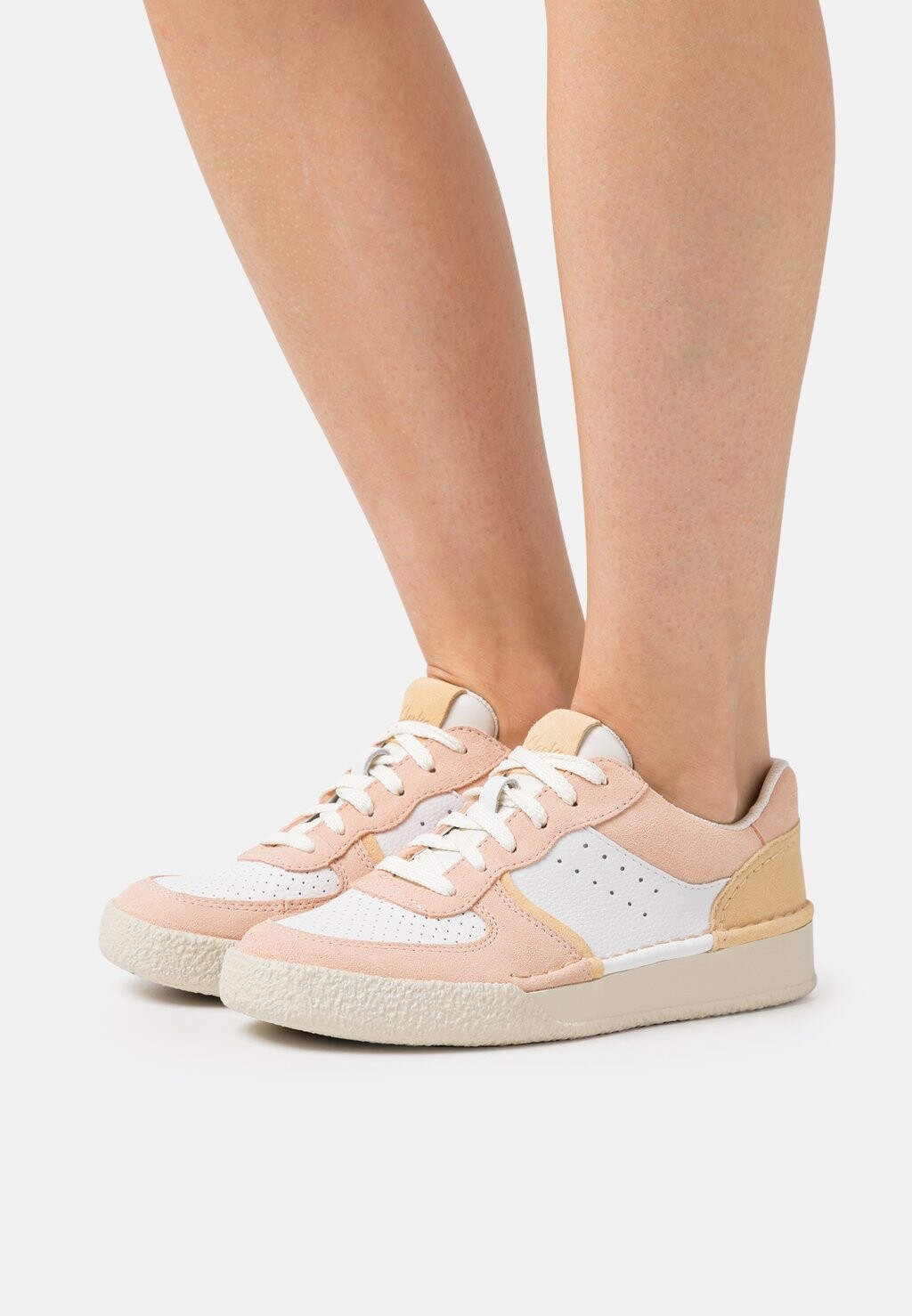 

Кроссовки Clarks