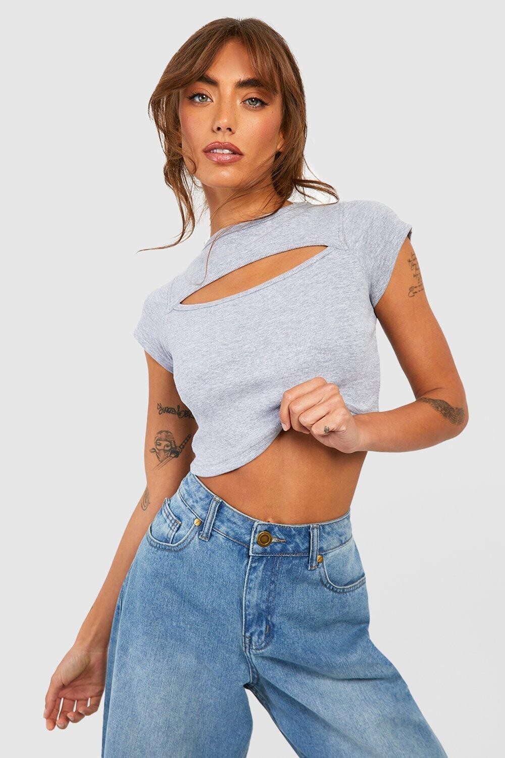 

Укороченный топ с коротким рукавом, базовый вырез в ребку Boohoo, серый