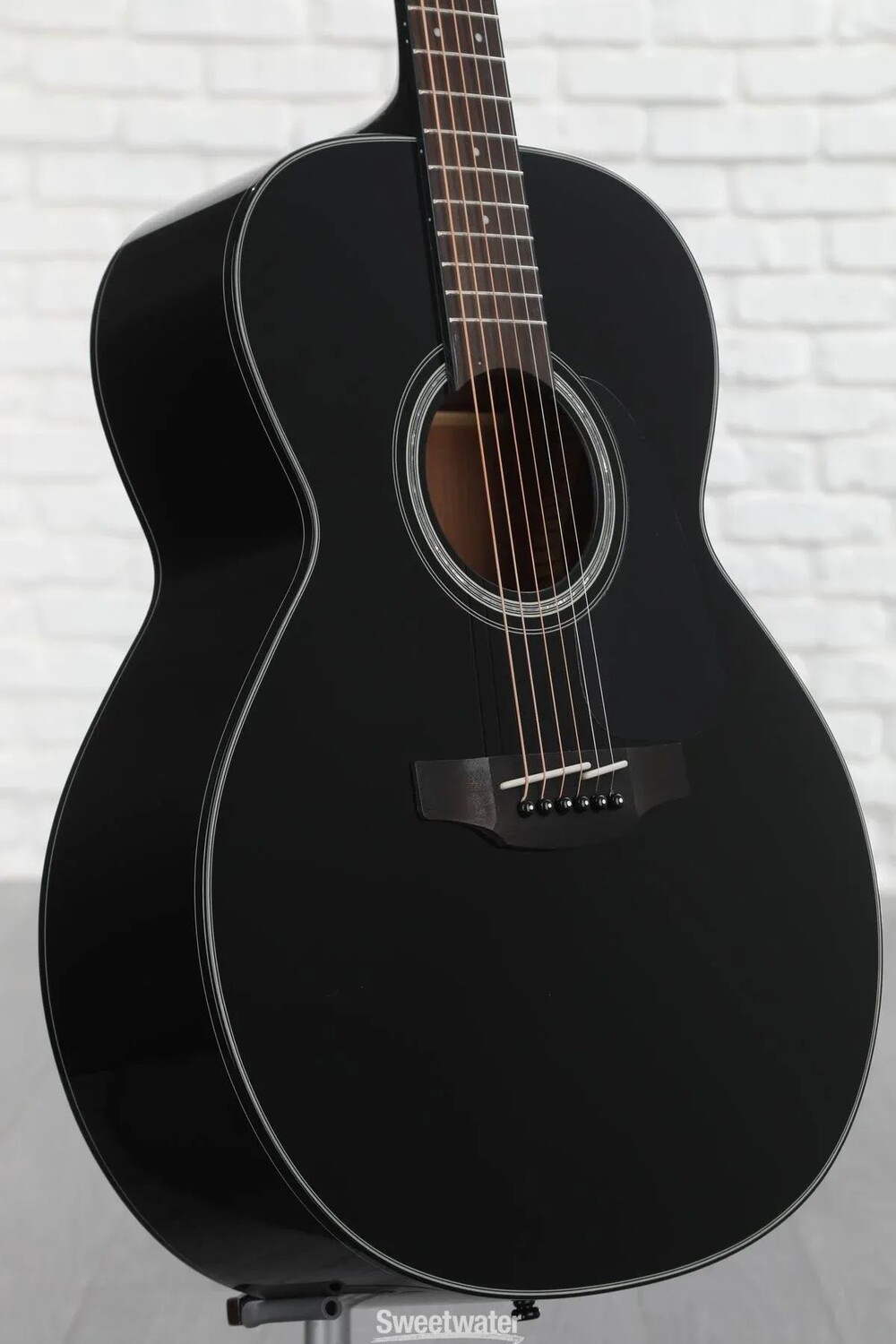 

Акустическая гитара Takamine GN30 - черная