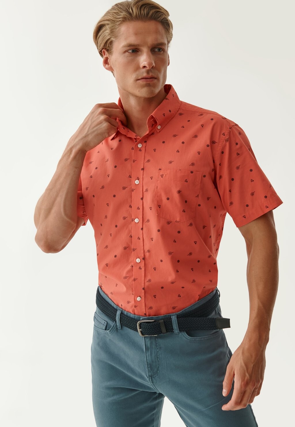 

Рубашка DORT 5 CLASSIC TATUUM, цвет bright red