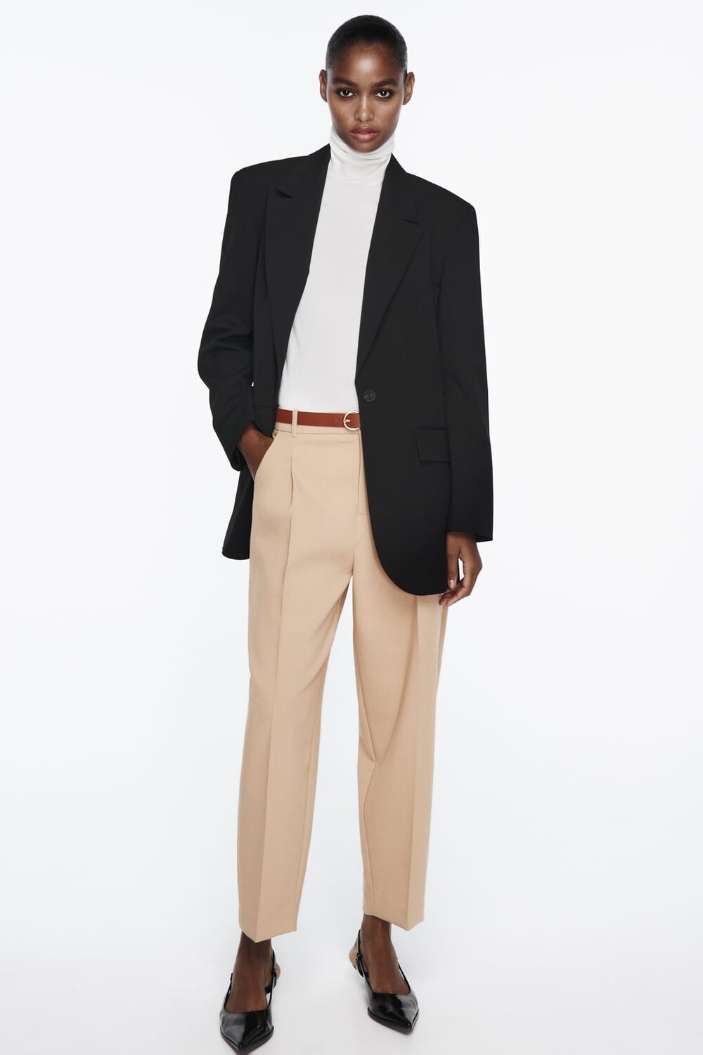 

Брюки морковного кроя с поясом ZARA, кэмел