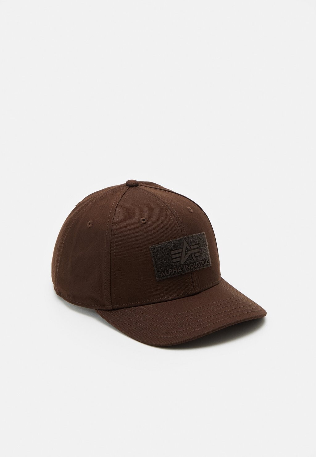 

Бейсболка Alpha Industries