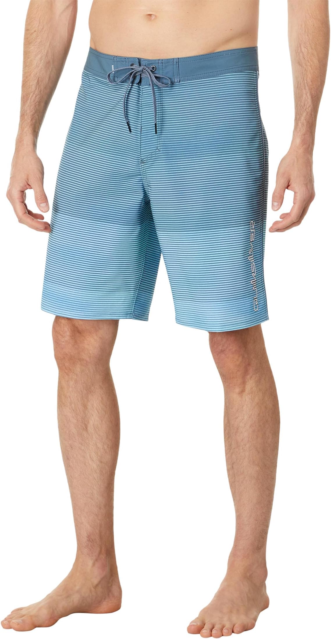 

Шорты для доски Surfsilk Massive 20 дюймов Quiksilver, цвет Azure Blue