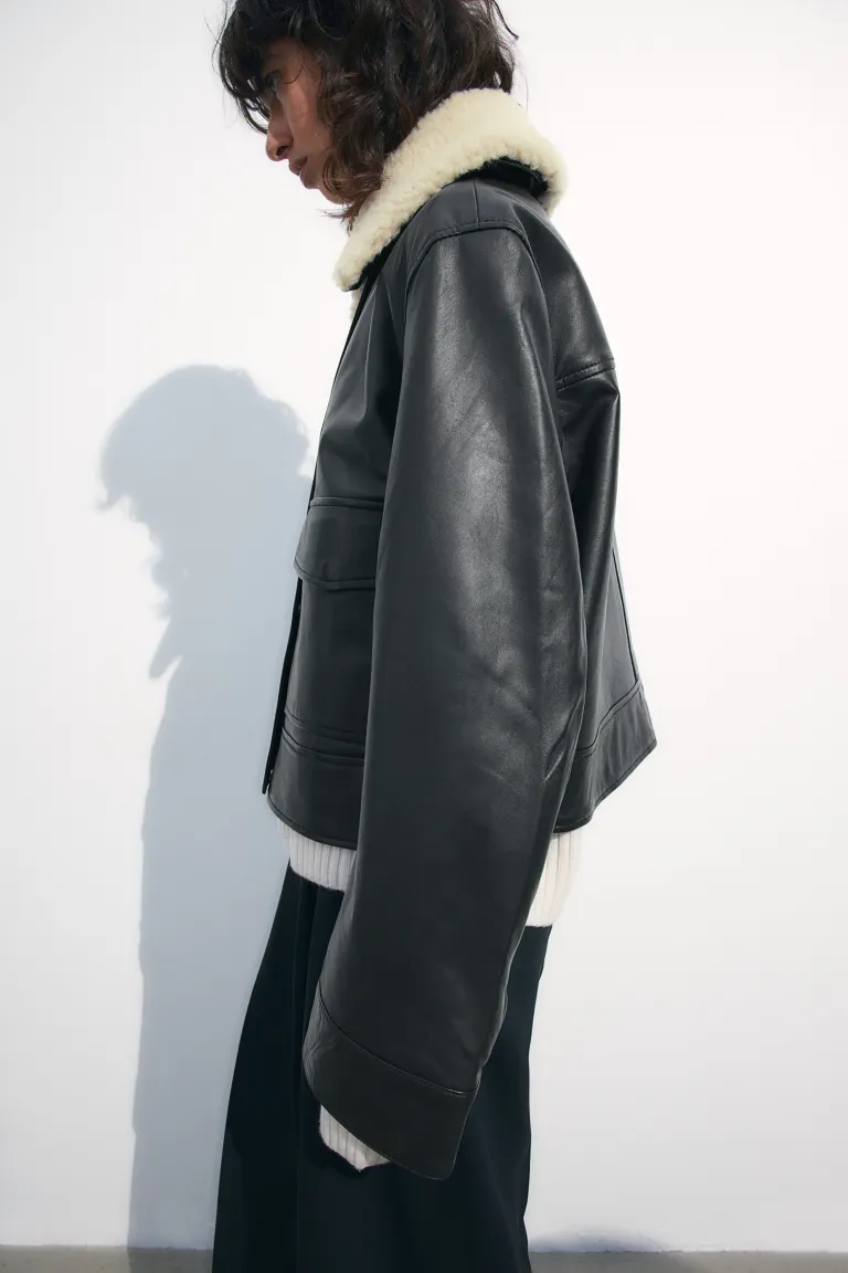 Кожаный пиджак H&M, черный пиджак h