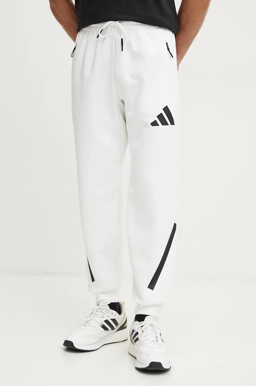 

Спортивные штаны adidas ZNE, белый