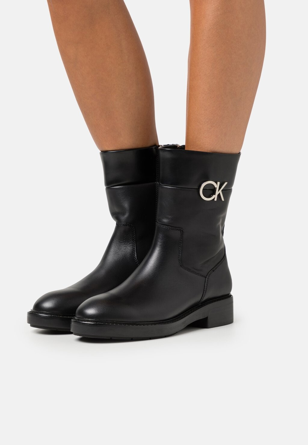 

Ботинки Calvin Klein, цвет black