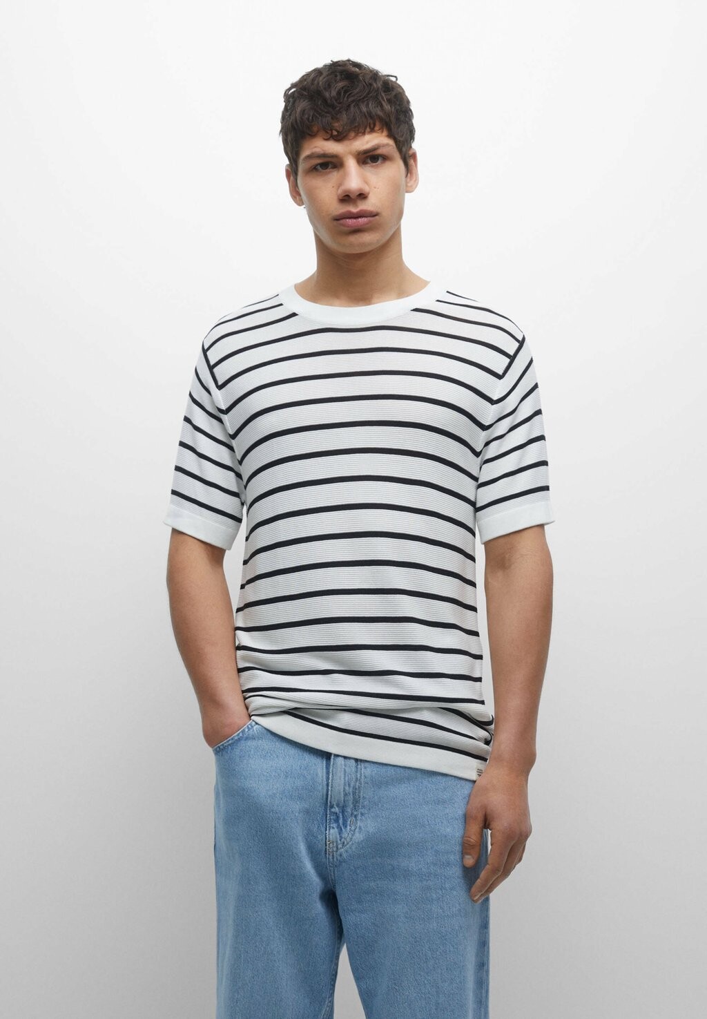

Свитер PULL&BEAR