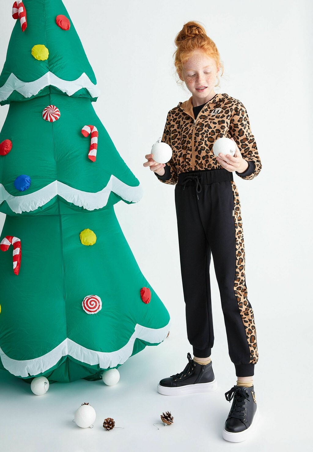 

Спортивные брюки Liu Jo Kids Fleece Jogging Pants Liu Jo Kids, цвет black leopard