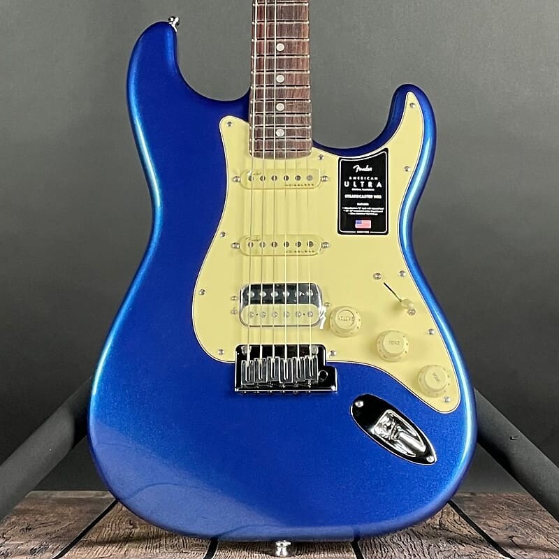 

Электрогитара Fender American Ultra Stratocaster HSS, Rosewood Fingerboard- Cobra Blue