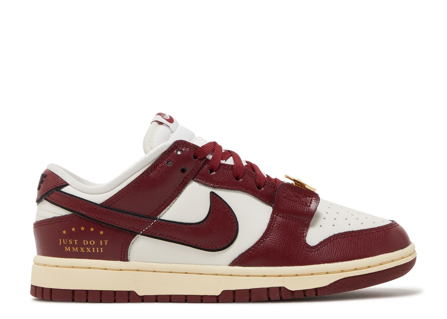 

Кроссовки Nike Wmns Dunk Low Se 'Sisterhood - Team Red', красный