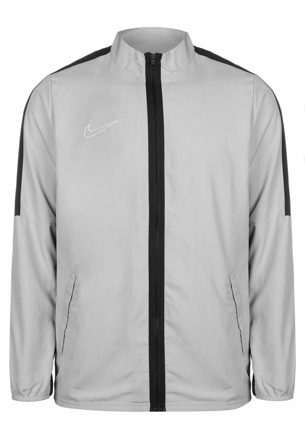 

Спортивная куртка Nike